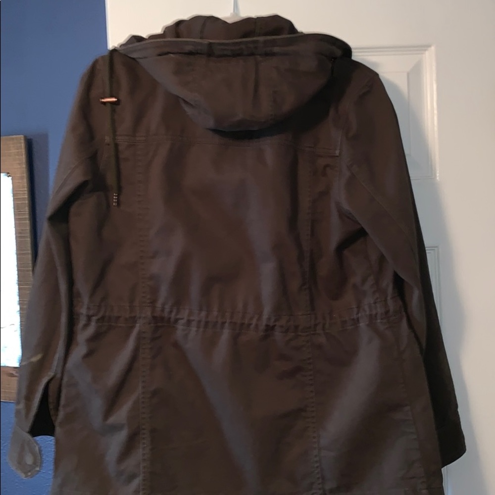 Coat - Picture 2 of 2